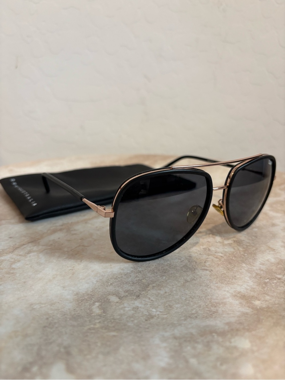 Quay Needing Fame Aviator Metal and plastic Sunglasses